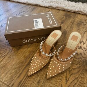 NEVER WORN Dolce Vita Katik Pearl Blush Mesh Heels